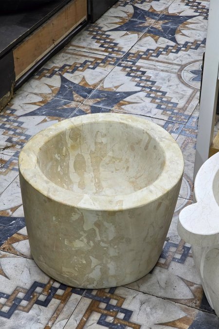 جرن حمّام تركي اسطواني – حجر طبيعي